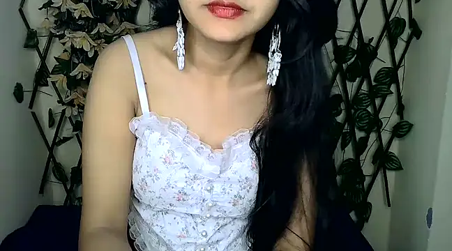 SUZY FROMUS online show from 18, 2, 2025