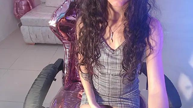 Snapshot of paris_sub1_ chatting on 29, 12, 2024 paris sub1 online show from 29, 12, 2024