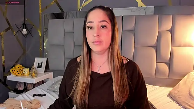 Snapshot of AliceSteel12 chatting on 14, 10, 2025 AliceSteel12 online show from 14, 10, 2025