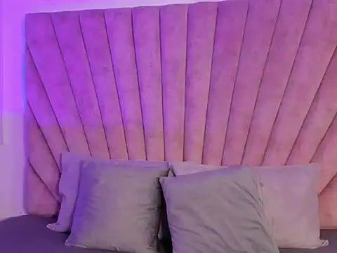 EmmaBecket2 online show from 3, 2, 2026