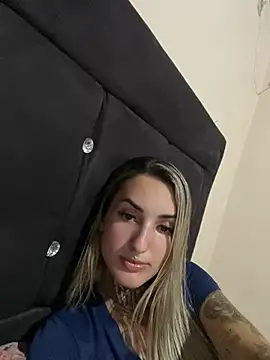 hotskinny1 online show from 15, 2, 2025