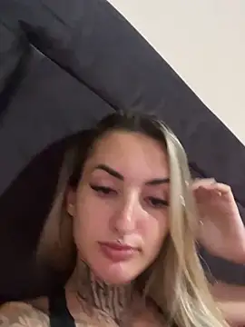 hotskinny1 online show from 5, 3, 2025