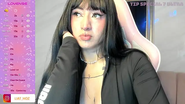 Snapshot of Sexy_adara_1b chatting on 4, 1, 2025 Sexy adara 1b online show from 4, 1, 2025