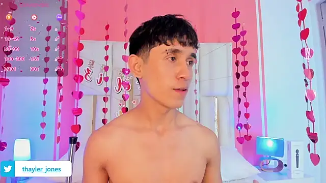 Snapshot of Thayler_jones chatting on 22, 2, 2025 Thayler jones online show from 22, 2, 2025