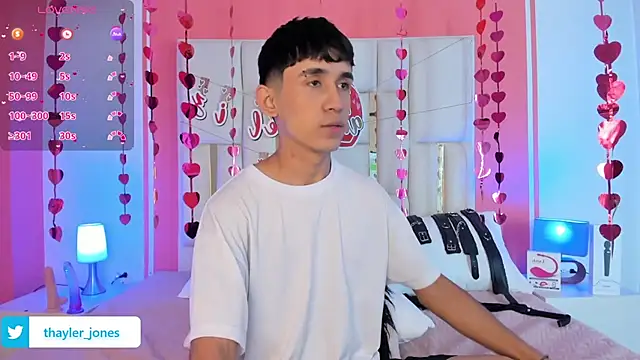 Snapshot of Thayler_jones chatting on 24, 2, 2025 Thayler jones online show from 24, 2, 2025