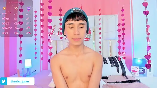 Snapshot of Thayler_jones chatting on 24, 2, 2025 Thayler jones online show from 24, 2, 2025