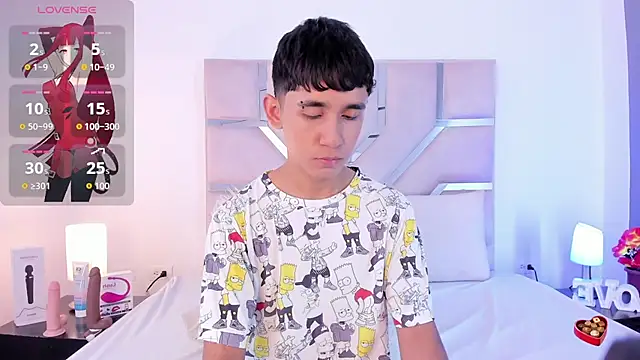 Snapshot of Thayler_jones chatting on 20, 9, 2025 Thayler jones online show from 20, 9, 2025