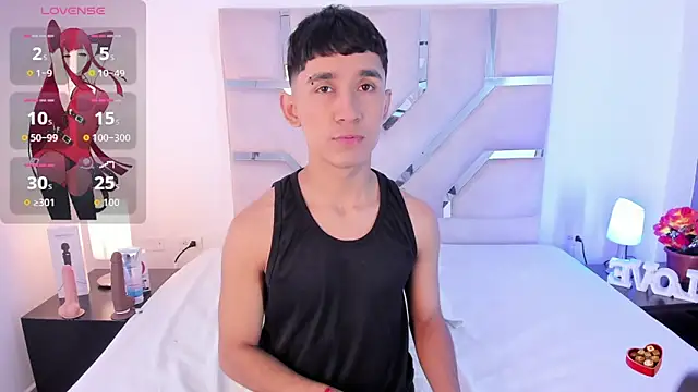 Snapshot of Thayler_jones chatting on 29, 9, 2025 Thayler jones online show from 29, 9, 2025