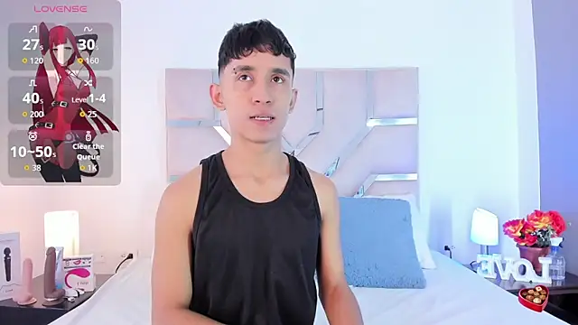 Snapshot of Thayler_jones chatting on 18, 11, 2025 Thayler jones online show from 18, 11, 2025