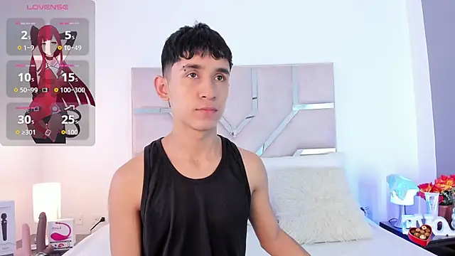 Snapshot of Thayler_jones chatting on 25, 11, 2025 Thayler jones online show from 25, 11, 2025