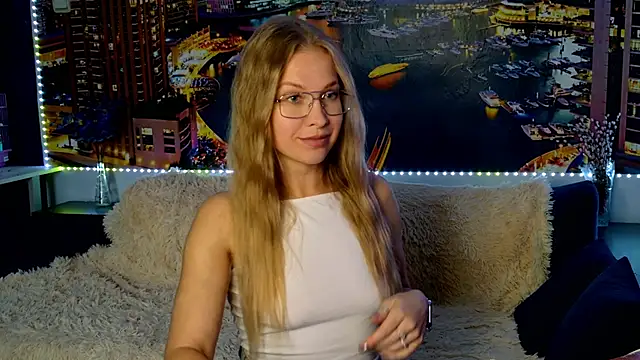 Snapshot of pusyavykusya chatting on 7, 10, 2025 pusyavykusya online show from 7, 10, 2025