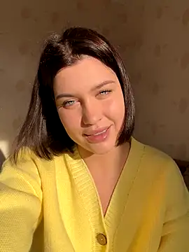 Snapshot of KikiWatson chatting on 18, 10, 2025 KikiWatson online show from 18, 10, 2025