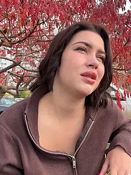 Snapshot of KikiWatson chatting on 31, 10, 2025 KikiWatson online show from 31, 10, 2025