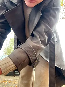 Snapshot of KikiWatson chatting on 6, 11, 2025 KikiWatson online show from 6, 11, 2025