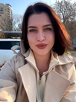 Snapshot of KikiWatson chatting on 9, 11, 2025 KikiWatson online show from 9, 11, 2025