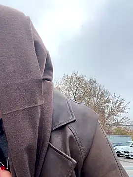 Snapshot of KikiWatson chatting on 14, 11, 2025 KikiWatson online show from 14, 11, 2025