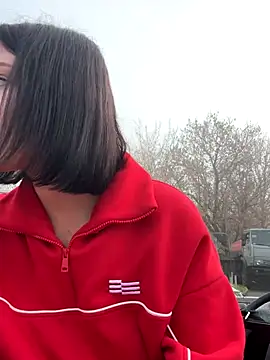 Snapshot of KikiWatson chatting on 27, 11, 2025 KikiWatson online show from 27, 11, 2025