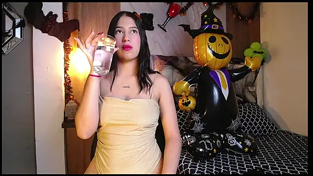 Snapshot of hera_divine chatting on 20, 10, 2025 hera divine online show from 20, 10, 2025