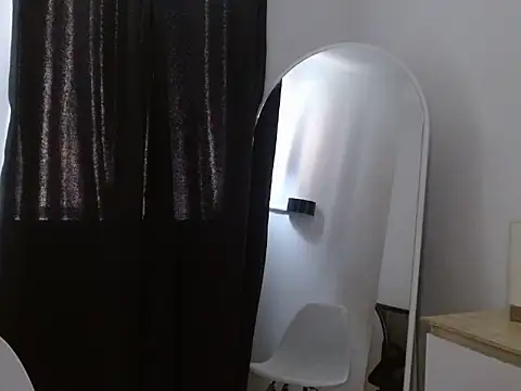 Snapshot of sophii12-12 chatting on 11, 10, 2025 sophii12-12 online show from 11, 10, 2025