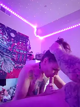 Snapshot of thatonespicychick chatting on 4, 1, 2025 thatonespicychick online show from 4, 1, 2025