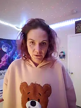 Snapshot of thatonespicychick chatting on 7, 1, 2025 thatonespicychick online show from 7, 1, 2025