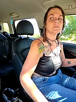 Snapshot of thatonespicychick chatting on 28, 9, 2025 thatonespicychick online show from 28, 9, 2025