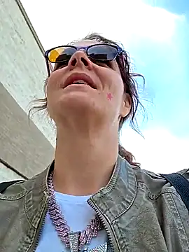 Snapshot of thatonespicychick chatting on 29, 9, 2025 thatonespicychick online show from 29, 9, 2025