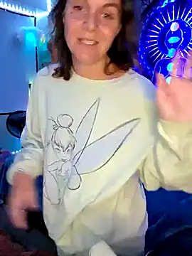 Snapshot of thatonespicychick chatting on 28, 10, 2025 thatonespicychick online show from 28, 10, 2025