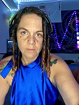 Snapshot of thatonespicychick chatting on 17, 11, 2025 thatonespicychick online show from 17, 11, 2025