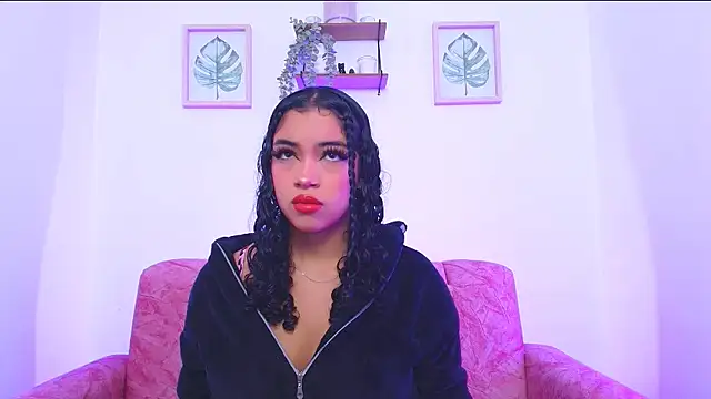 Snapshot of Sara_Jhonson chatting on 19, 12, 2024 Sara Jhonson online show from 19, 12, 2024