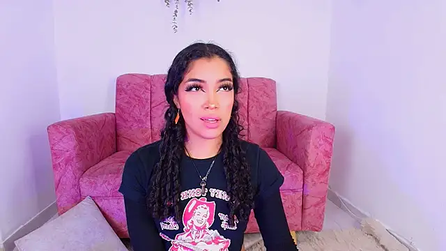 Snapshot of Sara_Jhonson chatting on 13, 9, 2025 Sara Jhonson online show from 13, 9, 2025