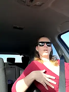 Snapshot of uber_babe chatting on 10, 1, 2025 uber babe online show from 10, 1, 2025