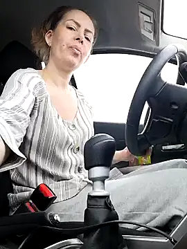 Snapshot of uber_babe chatting on 27, 2, 2025 uber babe online show from 27, 2, 2025