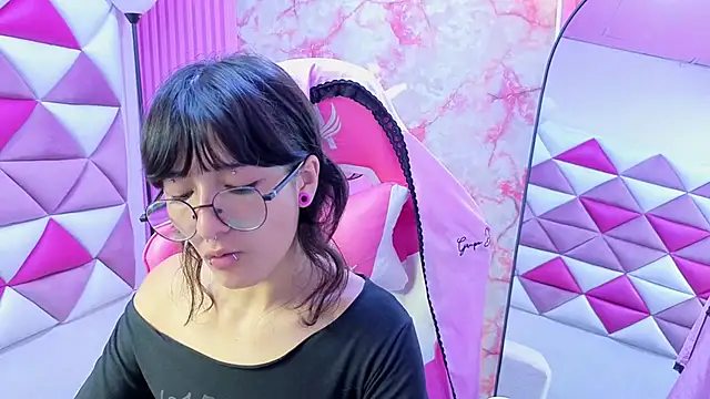 Snapshot of Danny_Face chatting on 19, 2, 2026 Danny Face online show from 19, 2, 2026