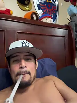 Snapshot of TommyPNP2846 chatting on 16, 12, 2025 TommyPNP2846 online show from 16, 12, 2025