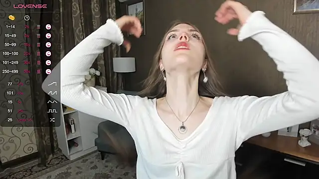 Snapshot of DarleneHatt chatting on 29, 1, 2025 DarleneHatt online show from 29, 1, 2025