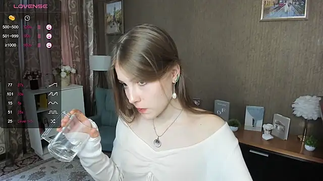 Snapshot of DarleneHatt chatting on 30, 1, 2025 DarleneHatt online show from 30, 1, 2025