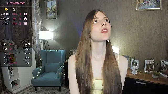 Snapshot of DarleneHatt chatting on 13, 3, 2025 DarleneHatt online show from 13, 3, 2025