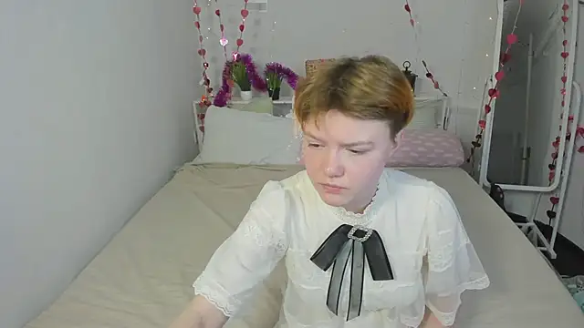 DreamyLuna online show from 12, 1, 2025