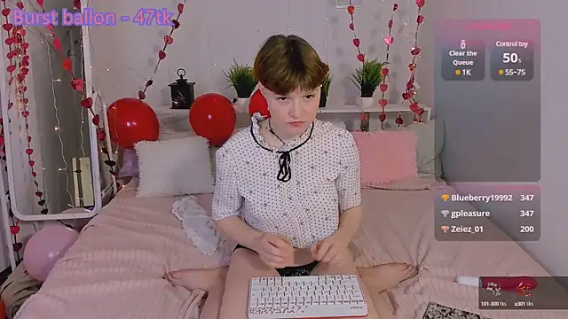 DreamyLuna online show from 26, 1, 2025