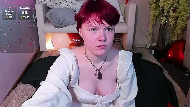 DreamyLuna online show from 28, 2, 2025