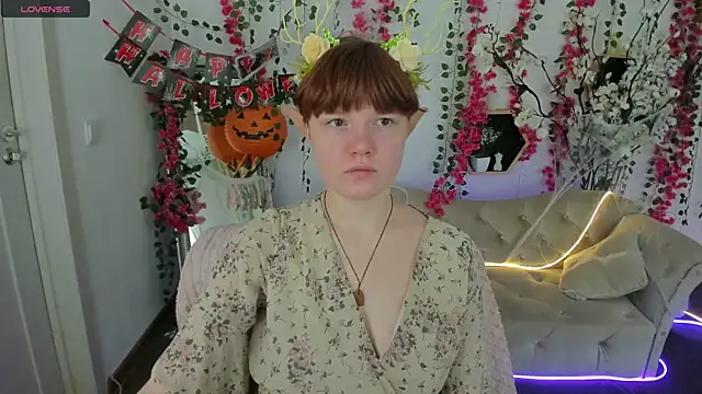 DreamyLuna online show from 2, 11, 2025