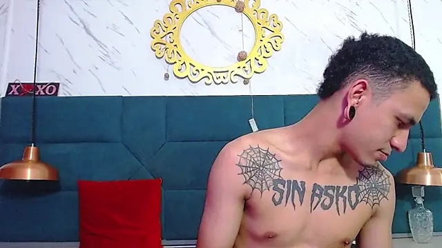 Snapshot of salome_daniel chatting on 3, 3, 2025 salome daniel online show from 3, 3, 2025