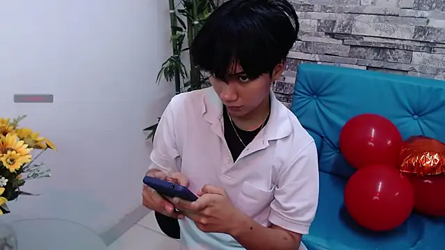 Snapshot of Eriol_ chatting on 6, 2, 2025 Eriol online show from 6, 2, 2025