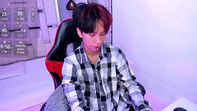 Snapshot of Eriol_ chatting on 17, 10, 2025 Eriol online show from 17, 10, 2025