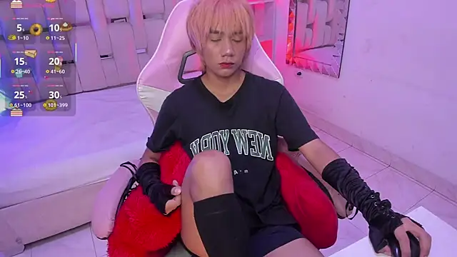 Snapshot of Eriol_ chatting on 13, 11, 2025 Eriol online show from 13, 11, 2025