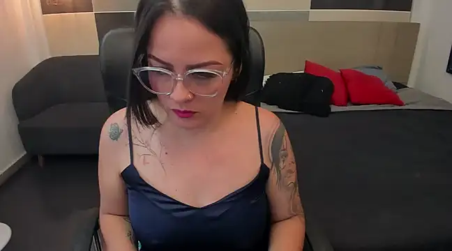 Zara Jackson online show from 9, 1, 2025