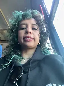 Snapshot of Sweet_Chaos chatting on 17, 12, 2025 Sweet Chaos online show from 17, 12, 2025