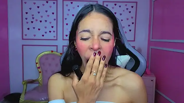 stephania t online show from 7, 2, 2026