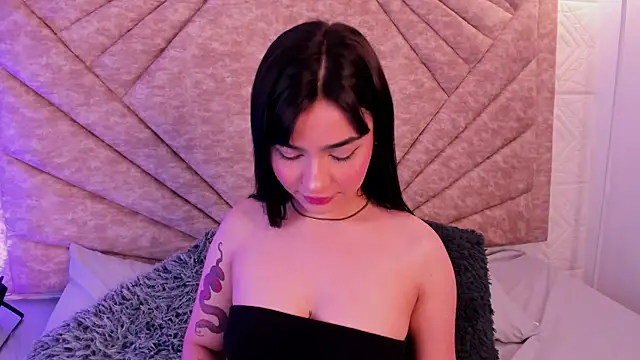 Snapshot of ConnieFontane chatting on 1, 3, 2025 ConnieFontane online show from 1, 3, 2025